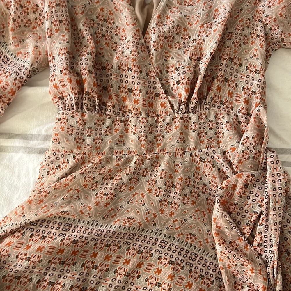 Dress - Picture 3 of 4